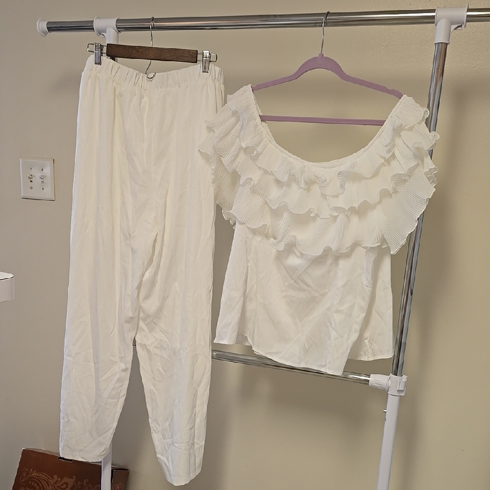 SHEIN White Ruffled Pantsuit